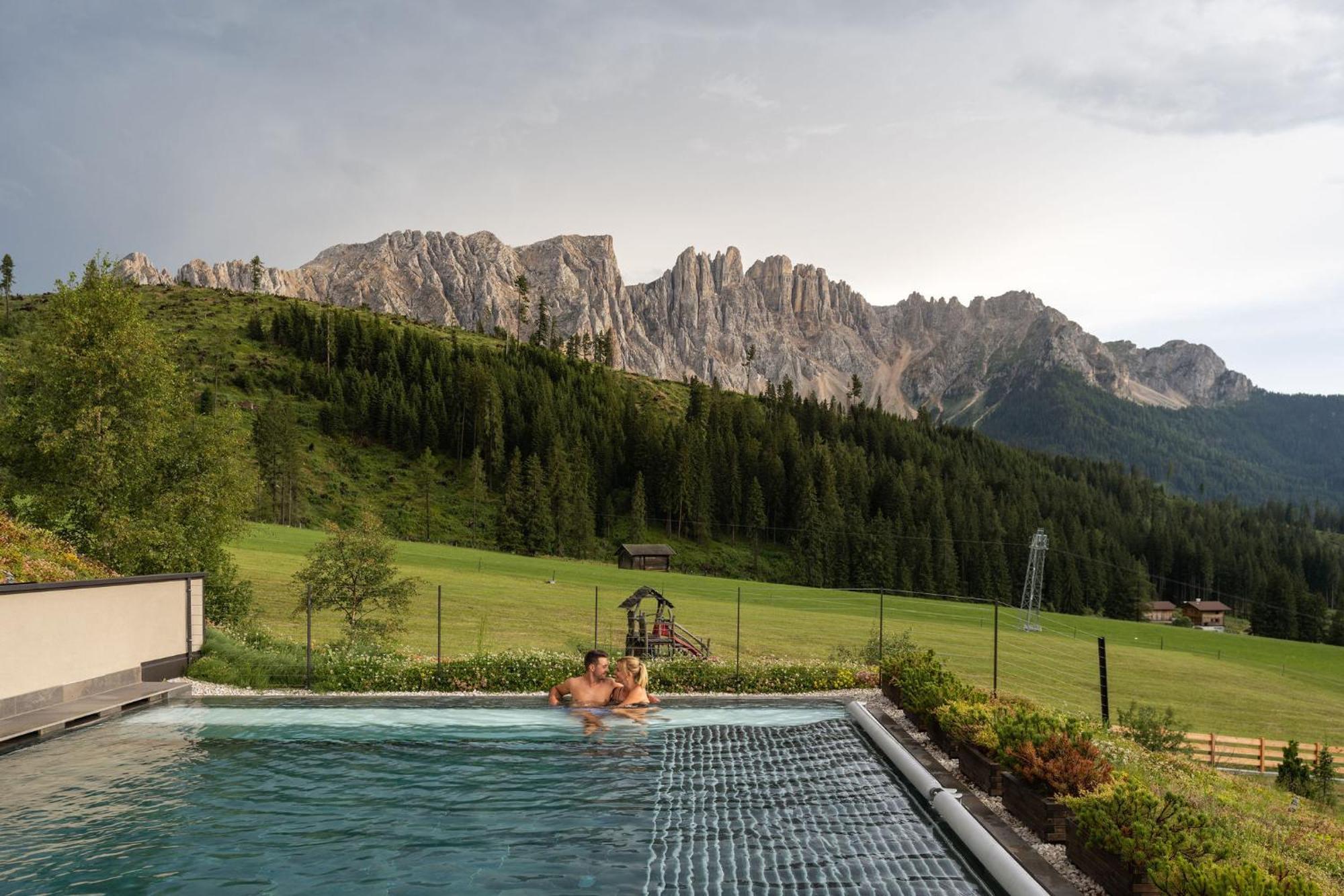 Moseralm Dolomiti Spa Resort Nova Levante Bagian luar foto